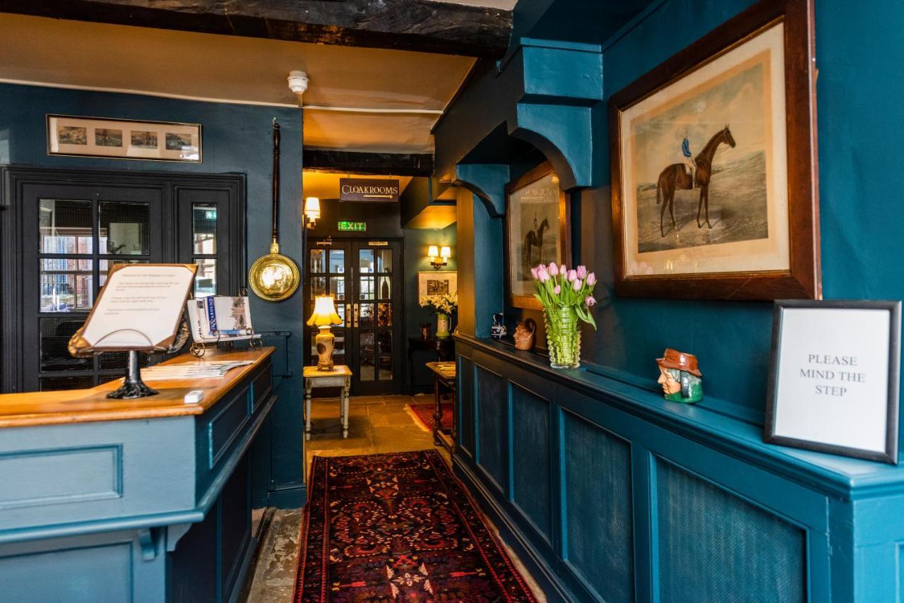 The George Inn Оакхам Экстерьер фото